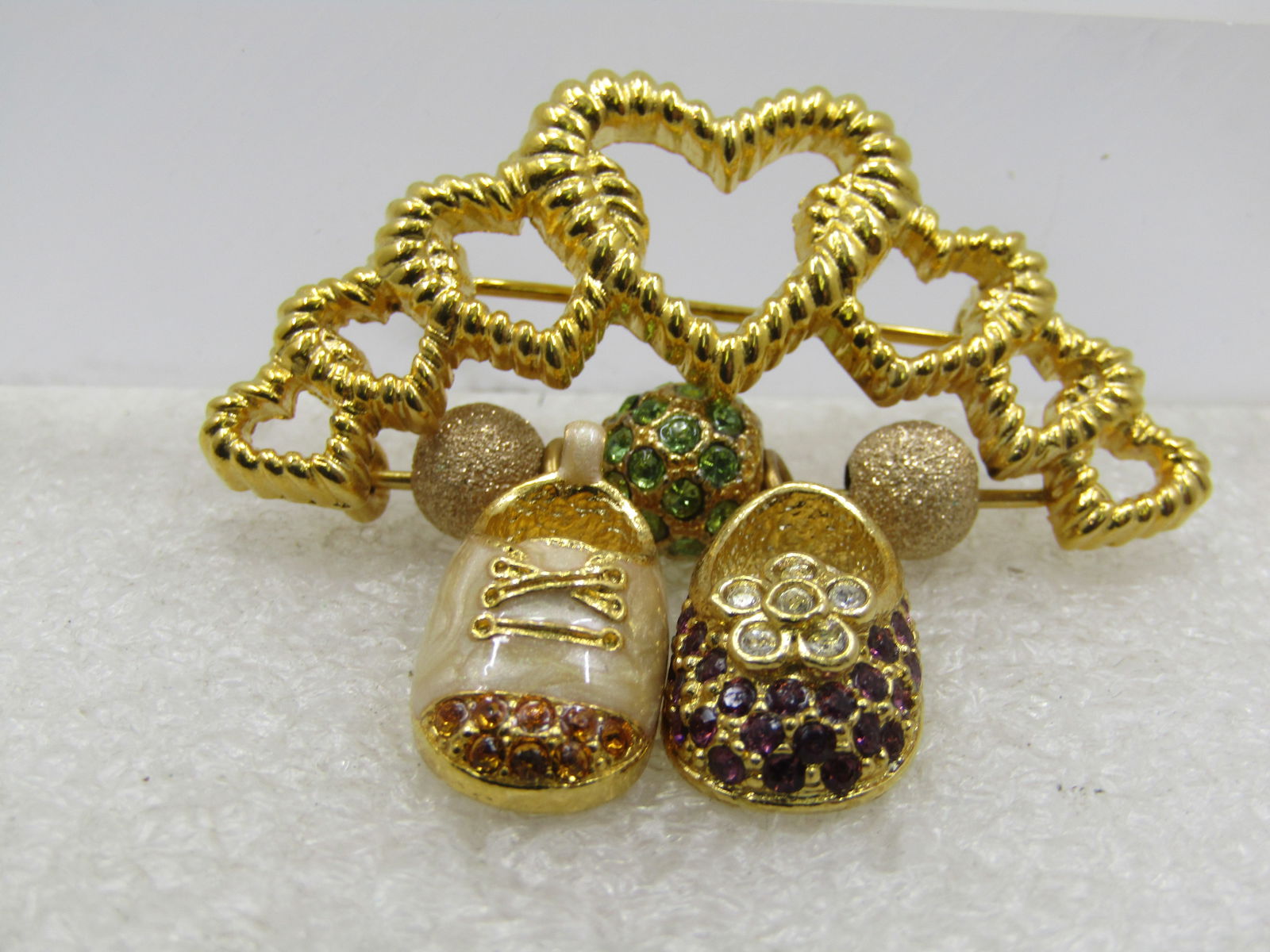 Vintage Firenza Grandma>/Mother's Brooch, Hearts & Children's Rhinestone Shoes: Title: Vintage Firenza Grandma>/Mother's Brooch, Hearts & Children's Rhinestone Shoes Description: Vintage Firenza Grandma or Mother's Brooch, Hearts & Children's Rhinestone Shoes. Signed Firenza