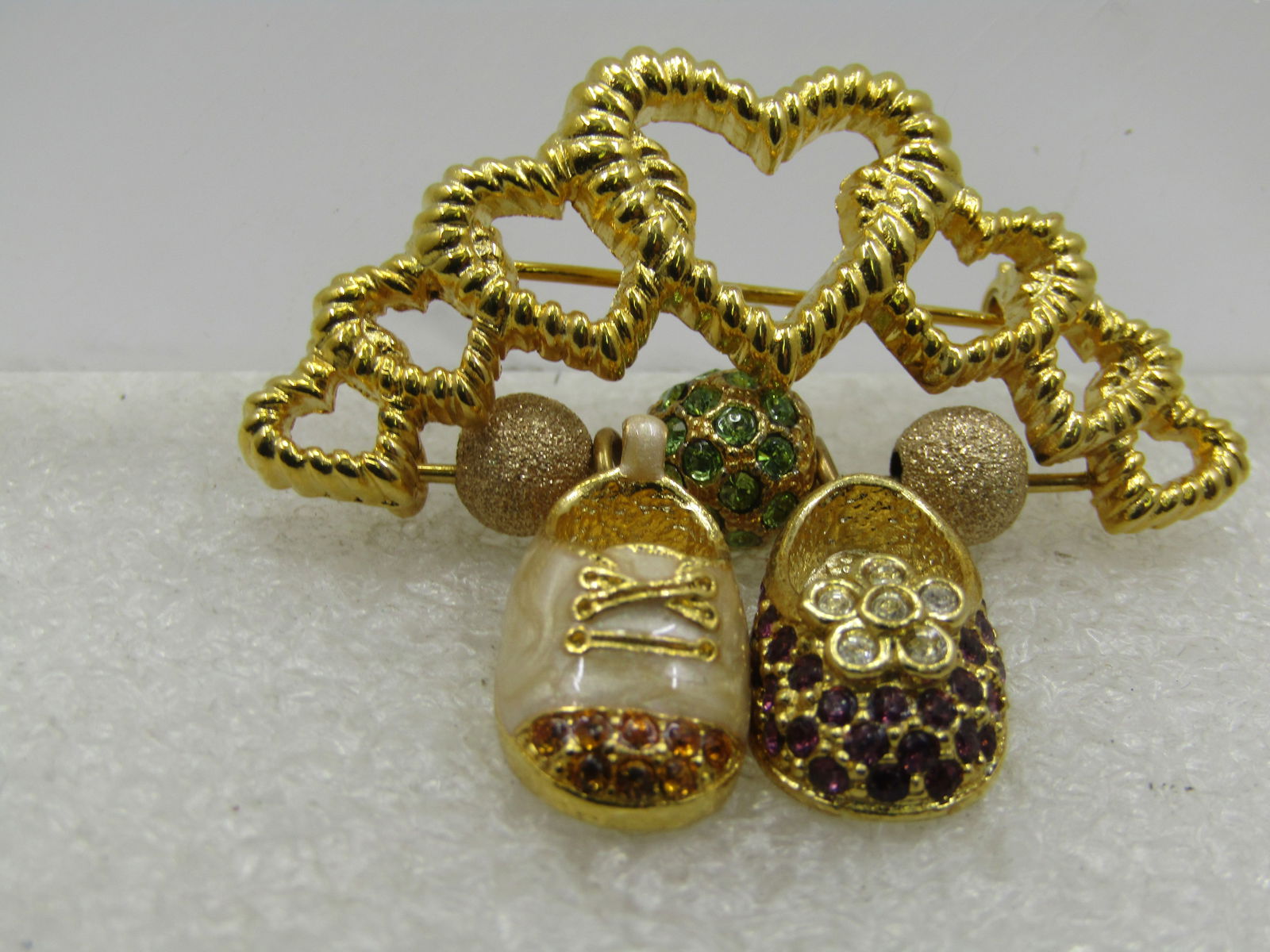 Vintage Firenza Grandma>/Mother's Brooch, Hearts & Children's Rhinestone Shoes - 3