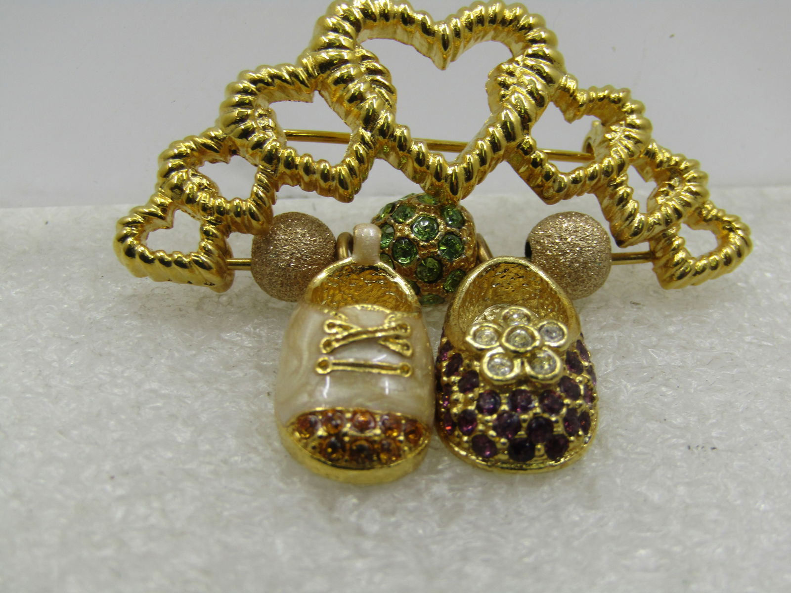 Vintage Firenza Grandma>/Mother's Brooch, Hearts & Children's Rhinestone Shoes - 4