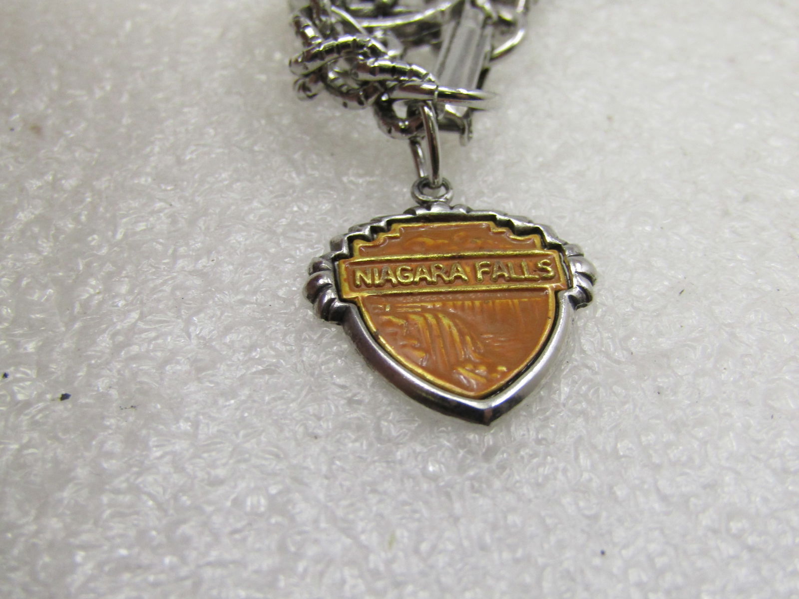 Vintage Niagra Falls & Key Charm Bracelet, Souvenir, 7" - 6