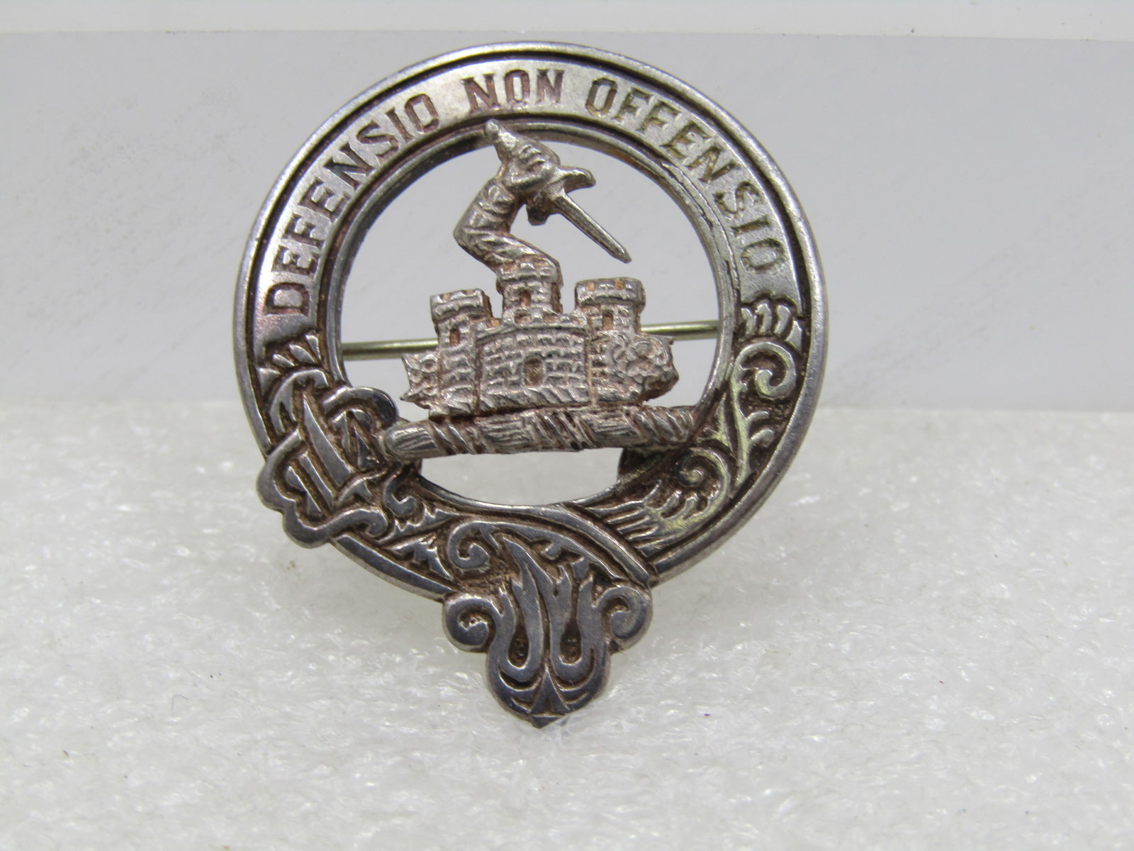 Vintage Sterling Castle & Sword Clan Brooch, Medlock & Craik, 1.5" (1 of 5)