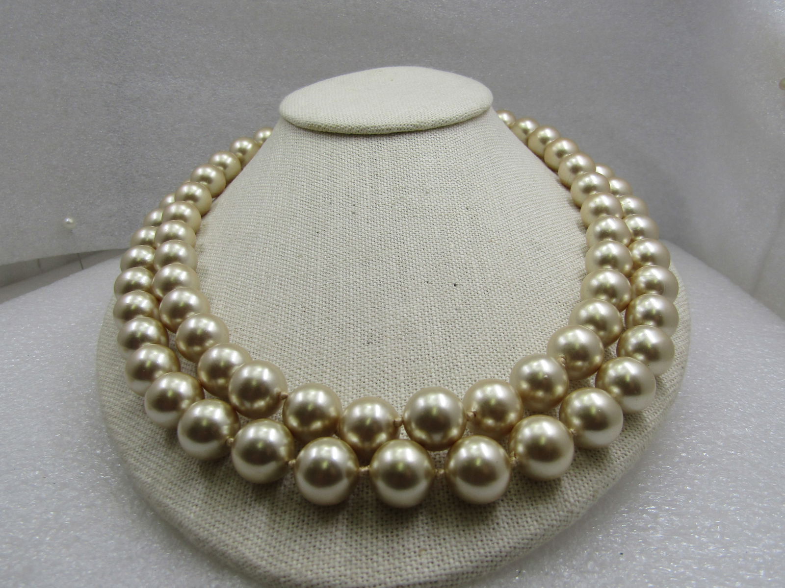 Vintage Czech 12mm Double Strand Faux Pearl Necklace, 1920's-1930's. - 4