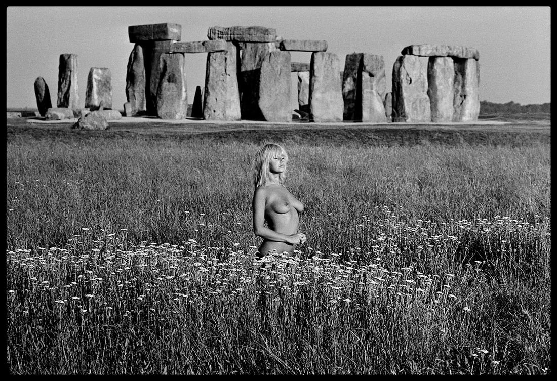 Stonehenge Model By Arthur Steel: 1970 (Printed later) - 2