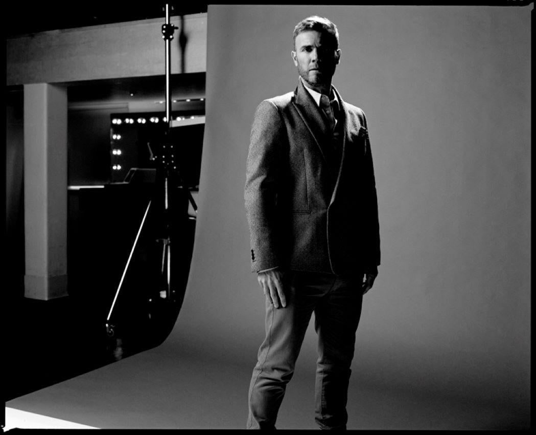 Gary Barlow by Kevin Westenberg Signed Limited Edition: 2022 (printed later) - 4