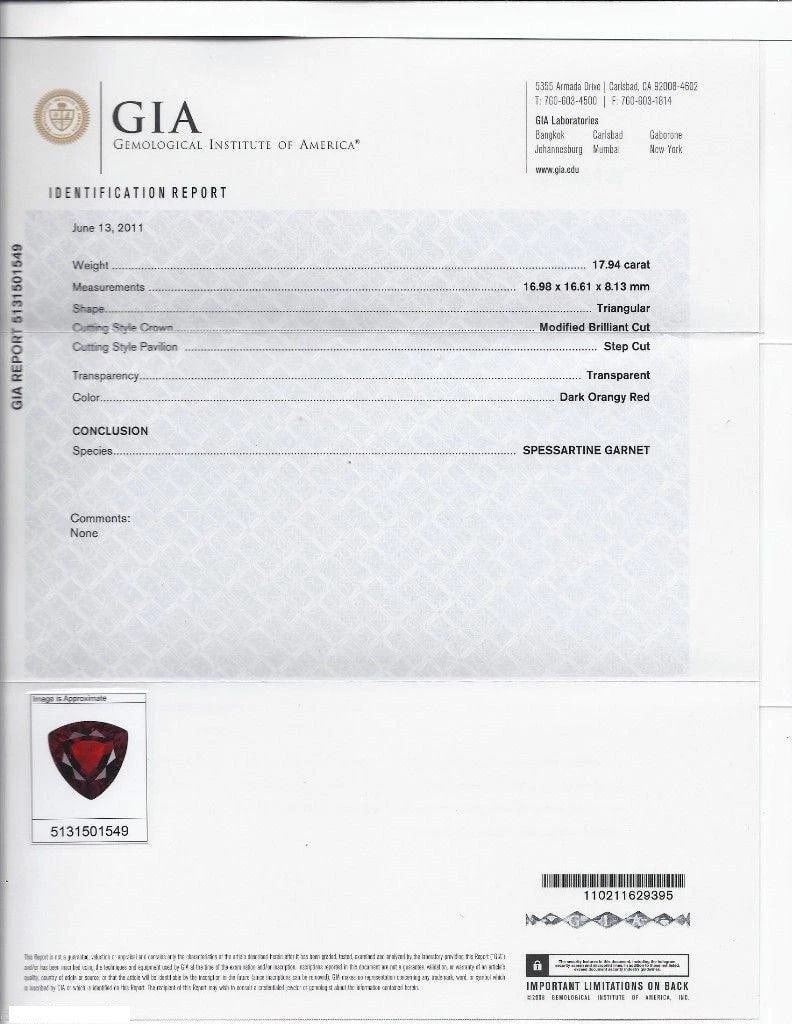 Triangular-Cut Garnet Ring with Natural Diamonds 14kt** - 8