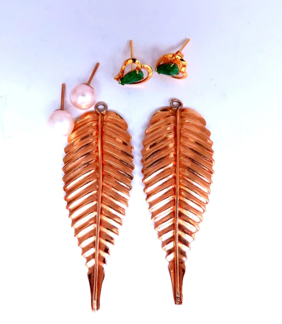 Interchangeable Leaf Pearl Jade Jacket Stud Earrings 14kt 12606**: Title: Interchangeable Leaf Pearl Jade Jacket Stud Earrings 14kt 12606** Description: Interchangeable Leaf Pearl Jade Jacket Stud Earrings 14kt 12606 $700.00 PRODUCT DESCRIPTION interchangeable