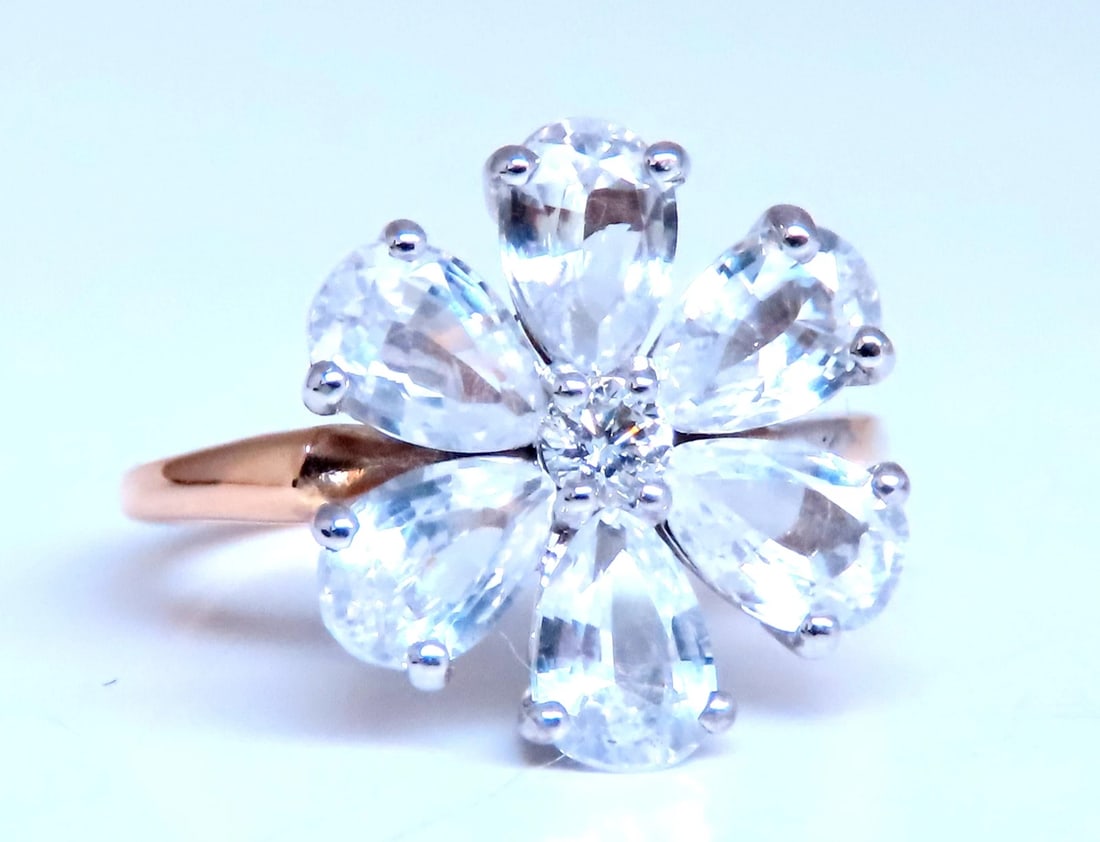 White sapphire Daisy Cluster Clover Ring 14kt Gold 12549**: Title: White sapphire Daisy Cluster Clover Ring 14kt Gold 12549** Description: White sapphire Daisy Cluster Clover Ring 14kt Gold 12549 $800.00 PRODUCT DESCRIPTION 3.50ct lab created sapphires