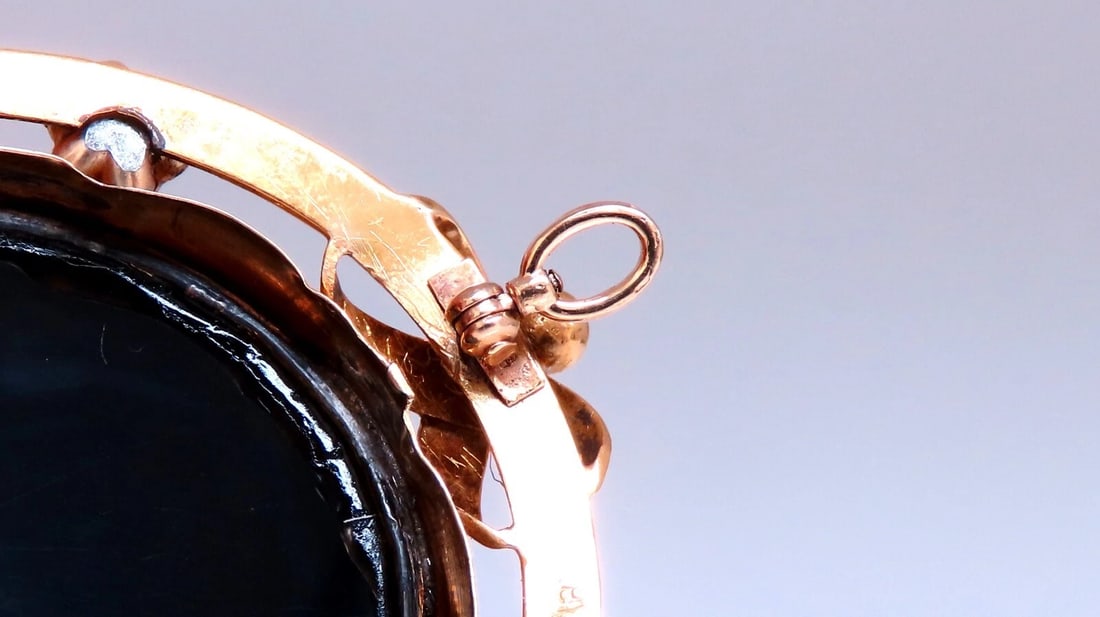 Vintage Madonna Cameo Tsavorite Brooch Pin 18kt Gold** - 4