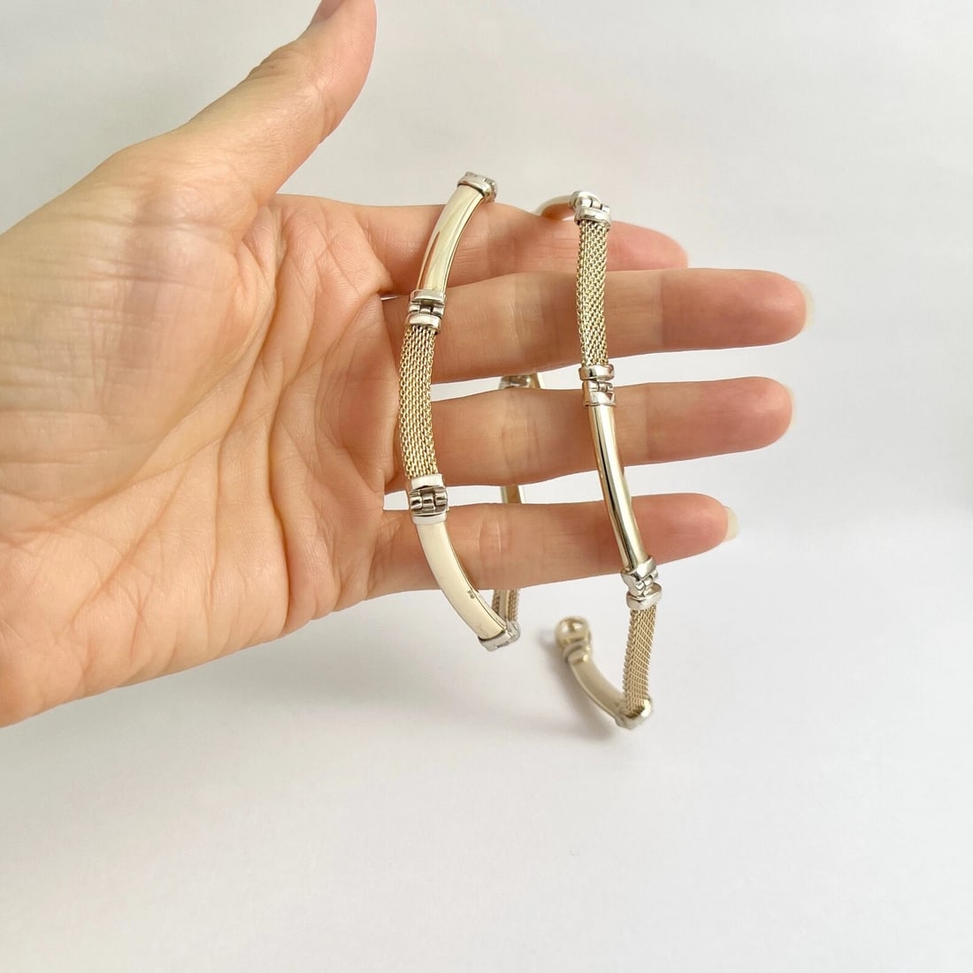 Italian Two-Tone Curved Bar Link Chain Necklace 14K Yellow Gold, 29.73 Grams - 3