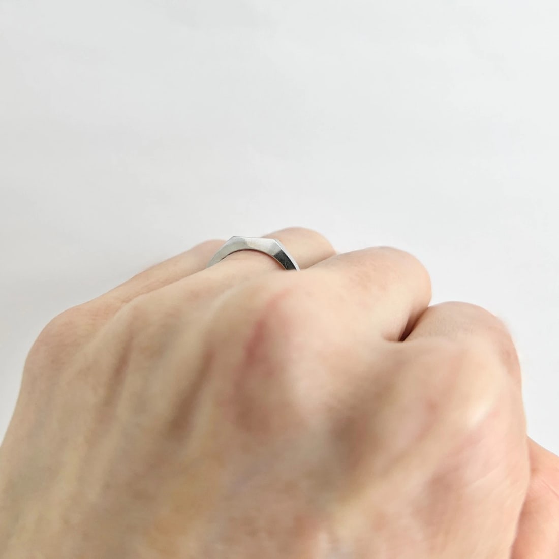 Faceted Angle Geometric Statement Ring 18K White Gold, Size 6.5, 2.73 Grams - 4