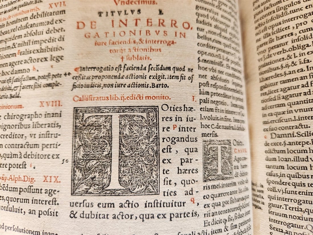 1557 LAW BOOK PART of Corpus Juris Civilis DIGESTA antique MASSIVE FOLIO vellum - 14