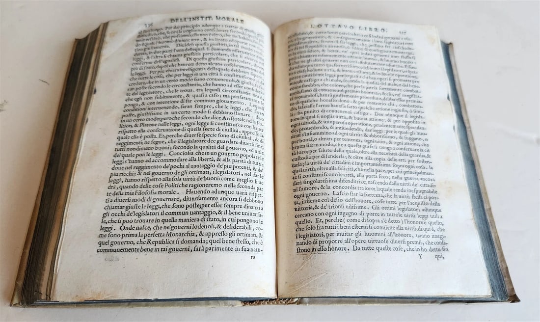 1583 DELLA INSTITUTION MORALE di M.ALESSANDRO PICCOLOMINI antique VELLUM BINDING - 5