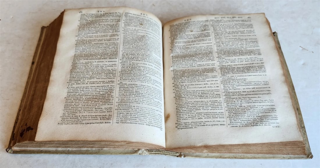 1710 LATIN FRENCH DICTIONARY antique w/ BLIND STAMPED VELLUM BINDING - 8