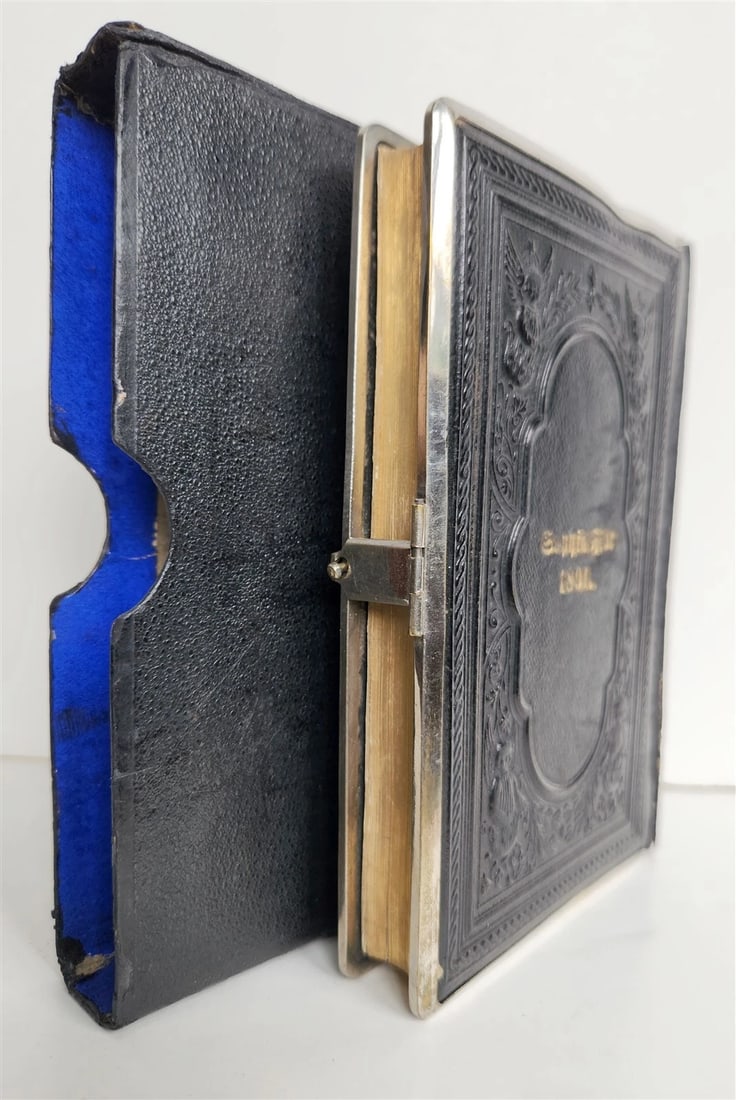 1880s HYMNAL in GERMAN antique DECORATIVE LEATHER BINDING w/ METAL EDGES (1 of 13)