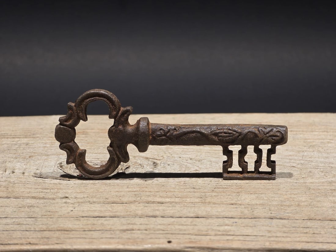 4" Iron Large Skeleton Church Key - 4