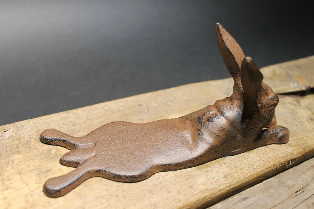Cast Iron Door Stop Rabbit Hare Wedge Rust/Black - 4