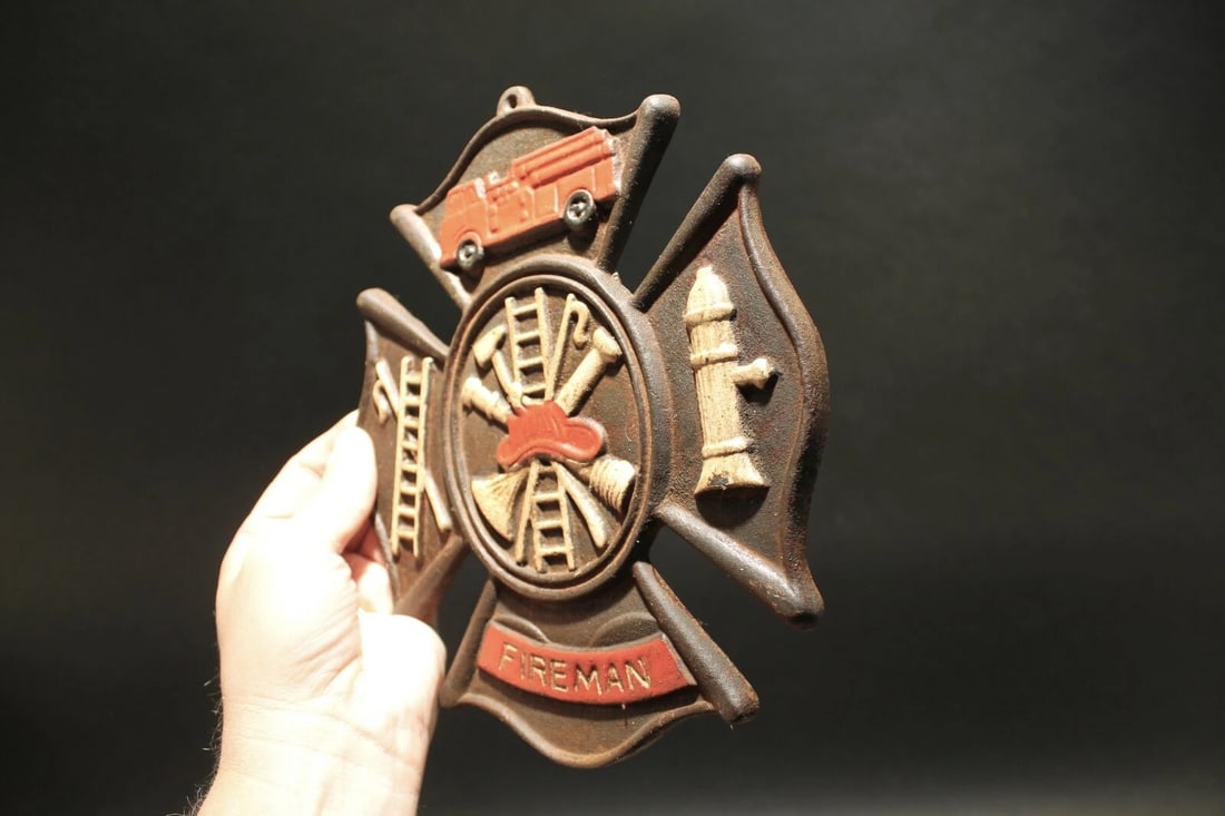 Cast Iron Fire Fighter Plaque Fire Mark Sign - 4