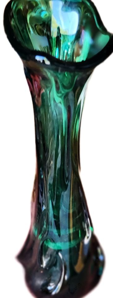 Elegant mid-century modern sculpture vase Chambord Fratteli toso green. Circa 40s to 50s.: Title: Elegant mid-century modern sculpture vase Chambord Fratteli toso green. Circa 40s to 50s. Description: Elegant mid-century modern sculpture vase Chambord Fratteli toso green. Circa 40s to 50s.