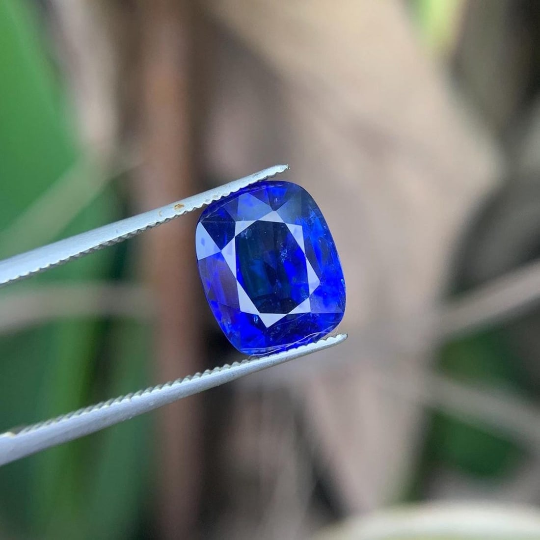 Royal Blue Sapphire Heated Cushion Cut Gemstone From Sri Lanka, 4.65 Ct - 6
