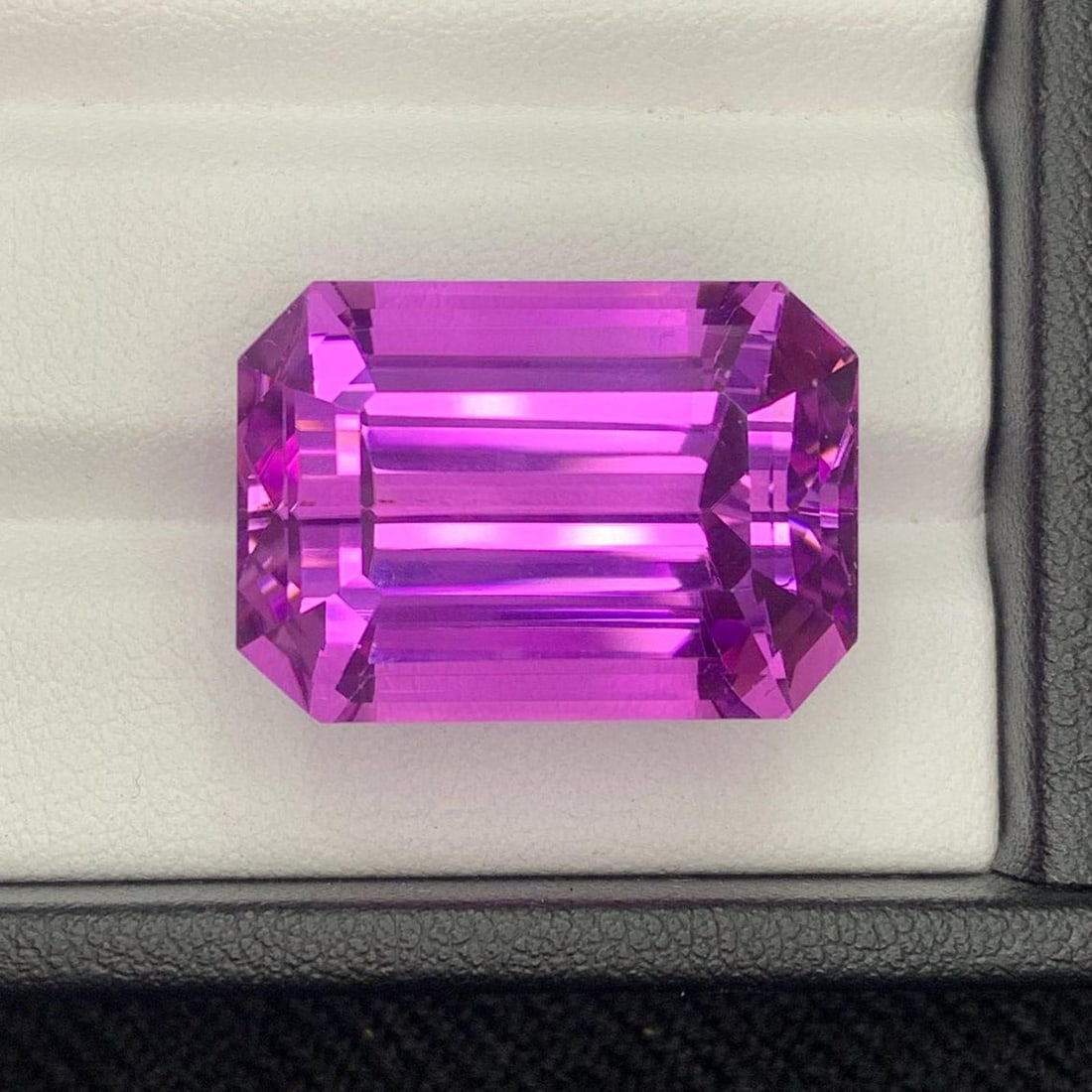 58.15 Carat Deep Fuchsia Pink Kunzite Gemstone: Emerald Cut (1 of 17)