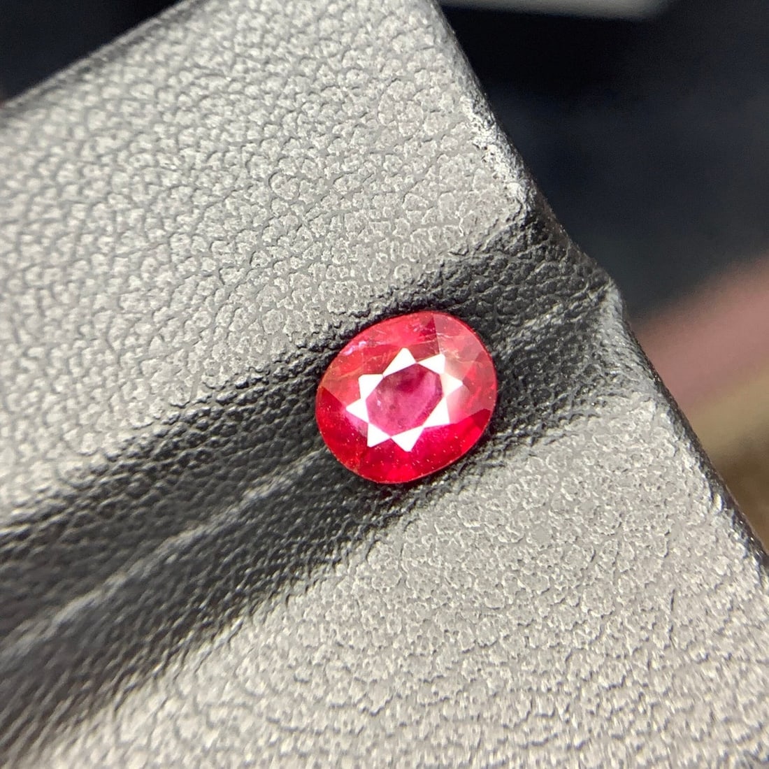 Mozambique Red Ruby Gemstone: 1.15 Carat Oval Cut Stone - 6