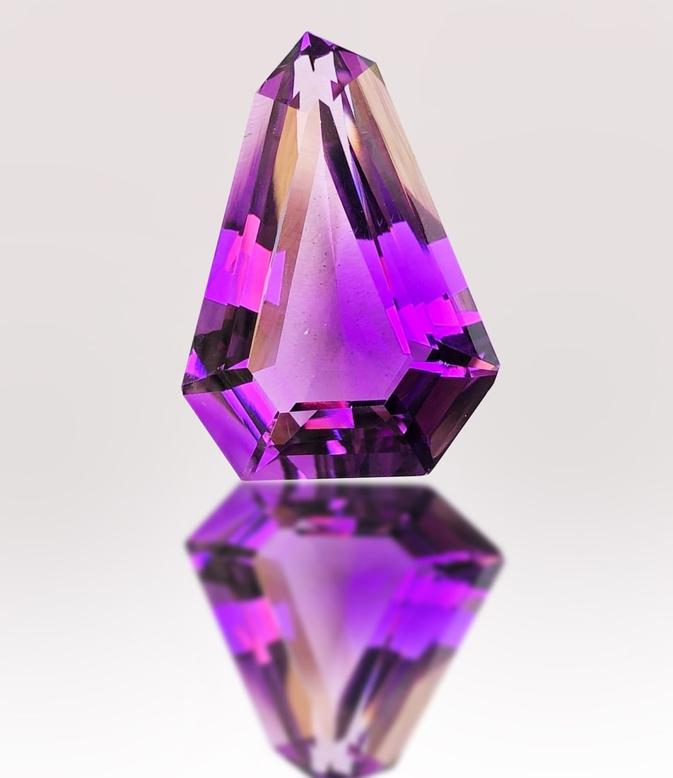 Trillion Cut Amethyst Gemstone: 49.30 Carats, February Birthstone - 4