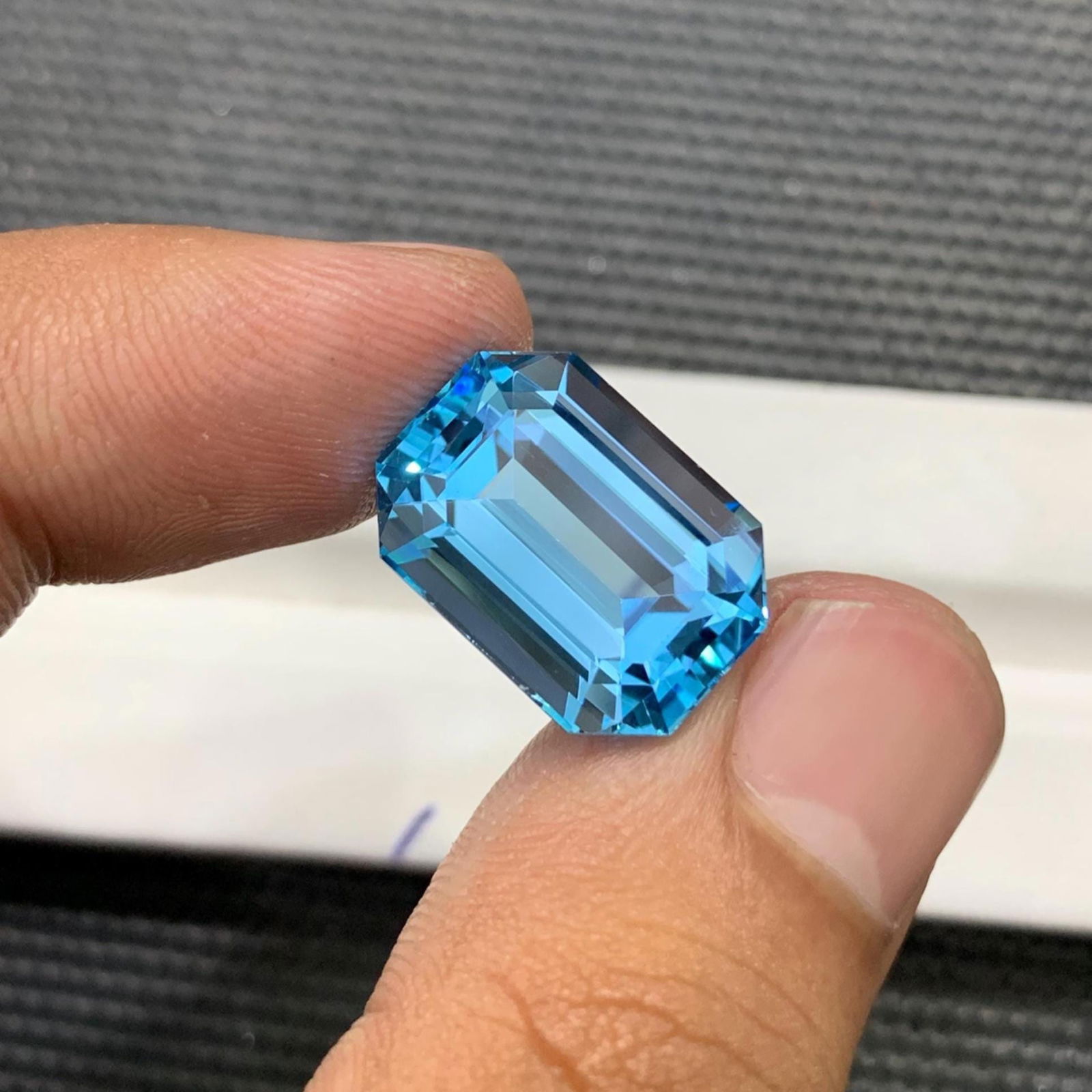 Emerald Cut Swiss Blue Topaz Gemstone: 20.70 Carat November Birthstone - 13