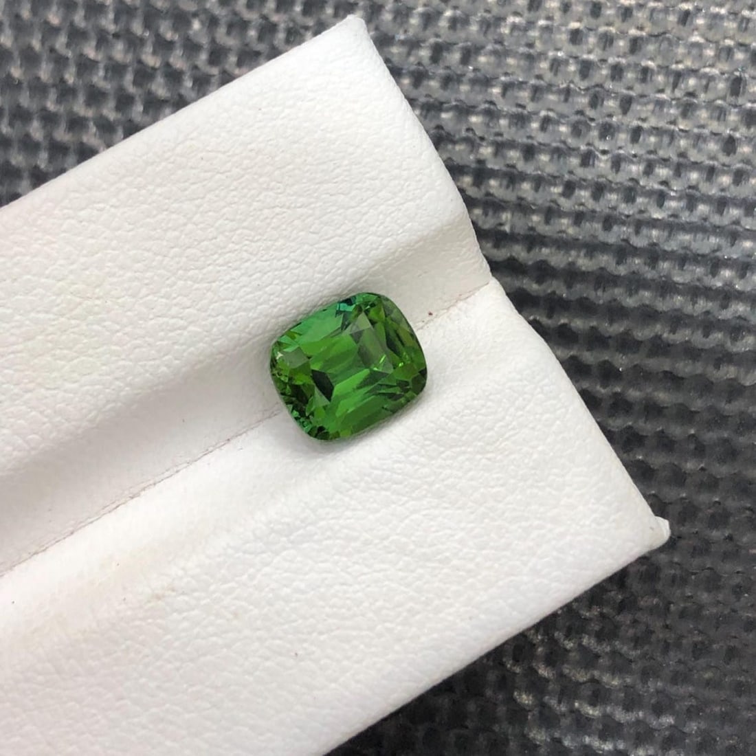 Forest Green Tourmaline Gemstone: 2.80 Carat Cushion Cut - 7