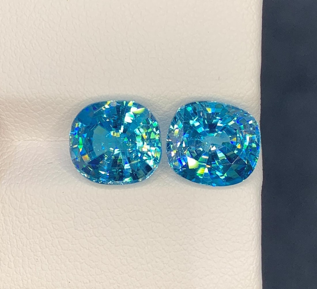 Cambodian Blue Zircon Pair Gemstone : Cushion Cut - 7
