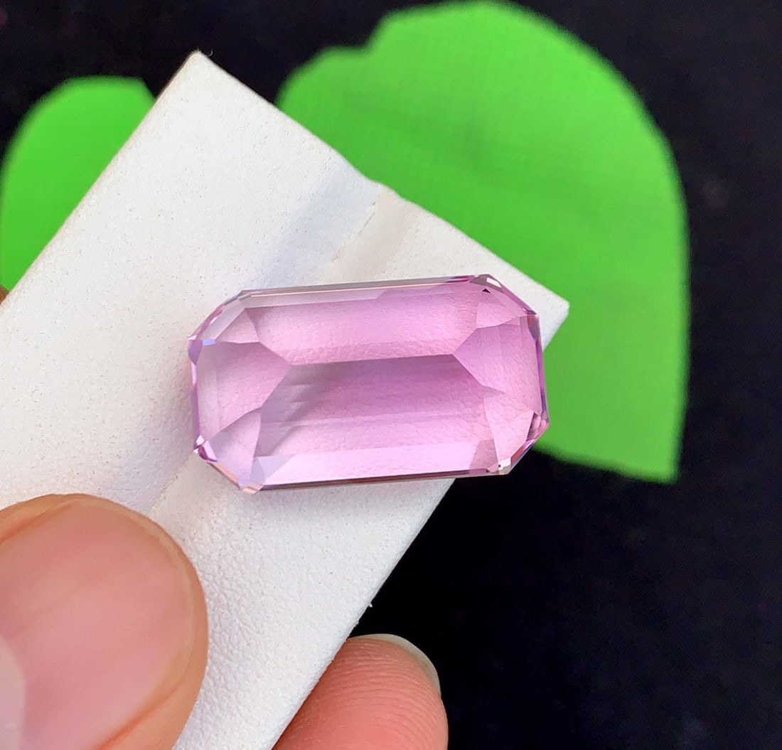 Pink Kunzite Gemstone: 35.75 Carat Faceted Emerald Cut, November Birthstone - 7