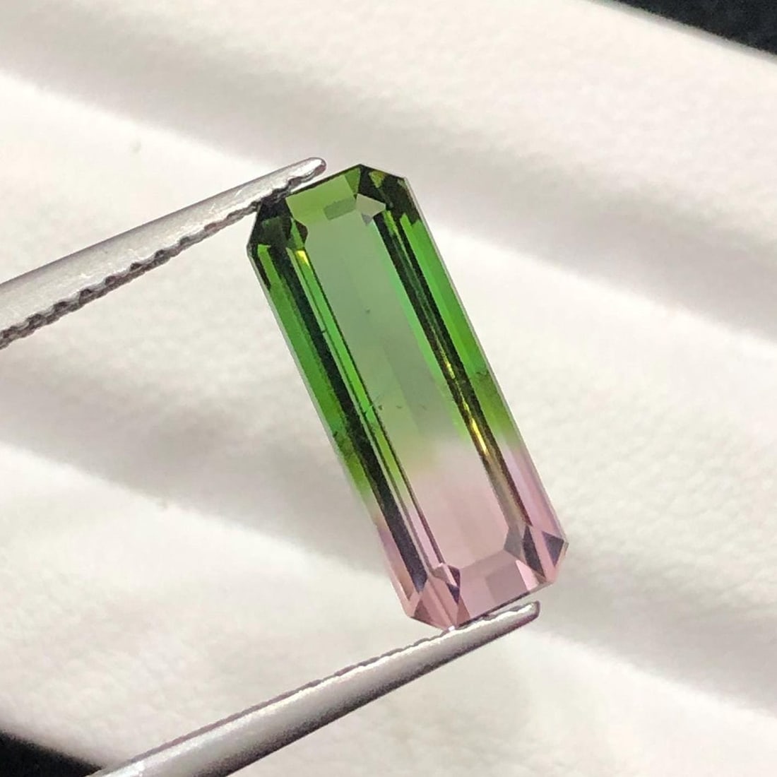Watermelon Tourmaline Gemstone: 3.65 CT Emerald Cut Afghan Crystal: Title: Watermelon Tourmaline Gemstone: 3.65 CT Emerald Cut Afghan CrystalDescription: " Supplies for making crafts Materials: Gemstone: Tourmaline Carat weight: 3.65 Tourmaline Details: