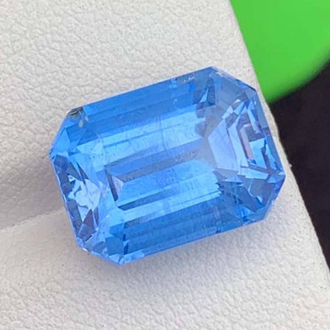 Natural Aquamarine Gemstone, Emerald Cut Santa Maria Color Aquamarine Beryl, March Birthstone: Title: Natural Aquamarine Gemstone, Emerald Cut Santa Maria Color Aquamarine Beryl, March Birthstone Description: Supplies for making crafts Materials: Gemstone: Aquamarine
