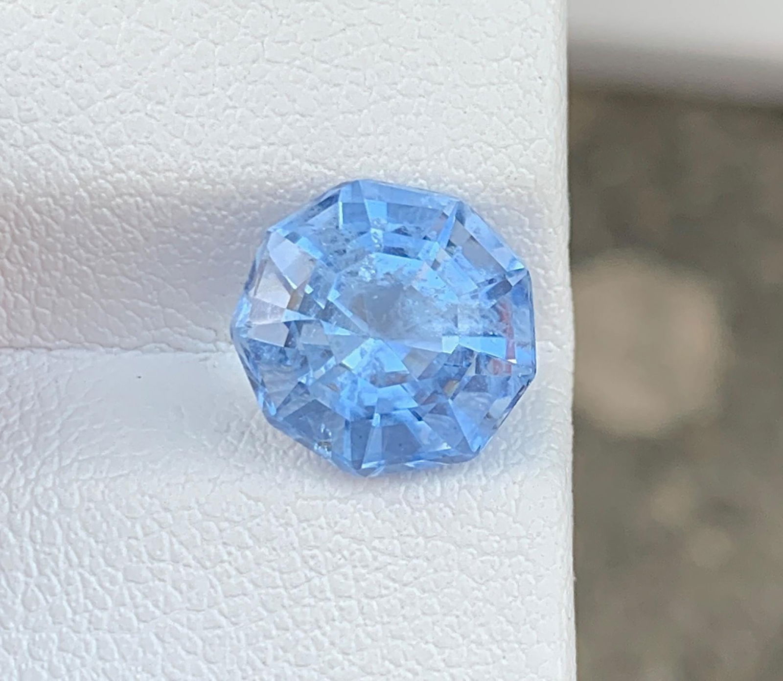 Santa Maria Aquamarine Gemstone: 3.73 CT Fancy Cut Beryl - 10