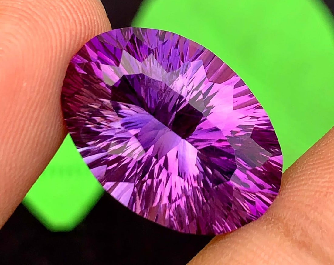 Natural Amethyst Gemstone: 21.90 Carat Fancy Cut February Birthstone: Title: Natural Amethyst Gemstone: 21.90 Carat Fancy Cut February Birthstone Description: Supplies for making crafts Materials: Gemstone: Amethyst Carat weight: 21.90