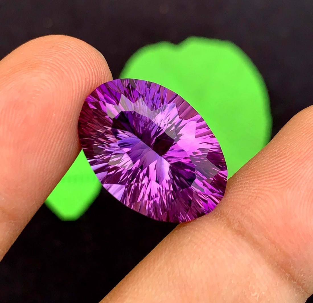 Natural Amethyst Gemstone: 21.90 Carat Fancy Cut February Birthstone - 4