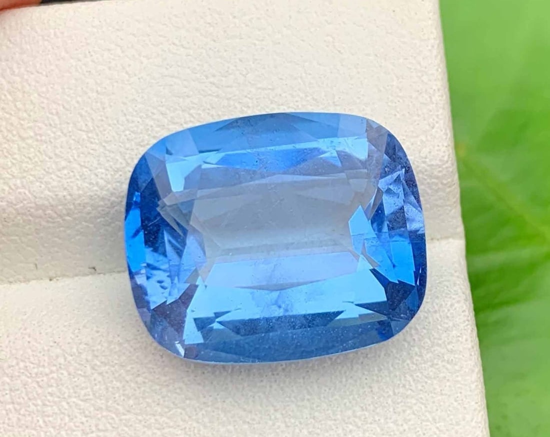 Santa Maria Aquamarine Gemstone: 13.15 Carat Emerald Cut Beryl: Title: Santa Maria Aquamarine Gemstone: 13.15 Carat Emerald Cut Beryl Description: Supplies for making crafts Materials: Gemstone: Aquamarine Carat weight: 13.15 <br