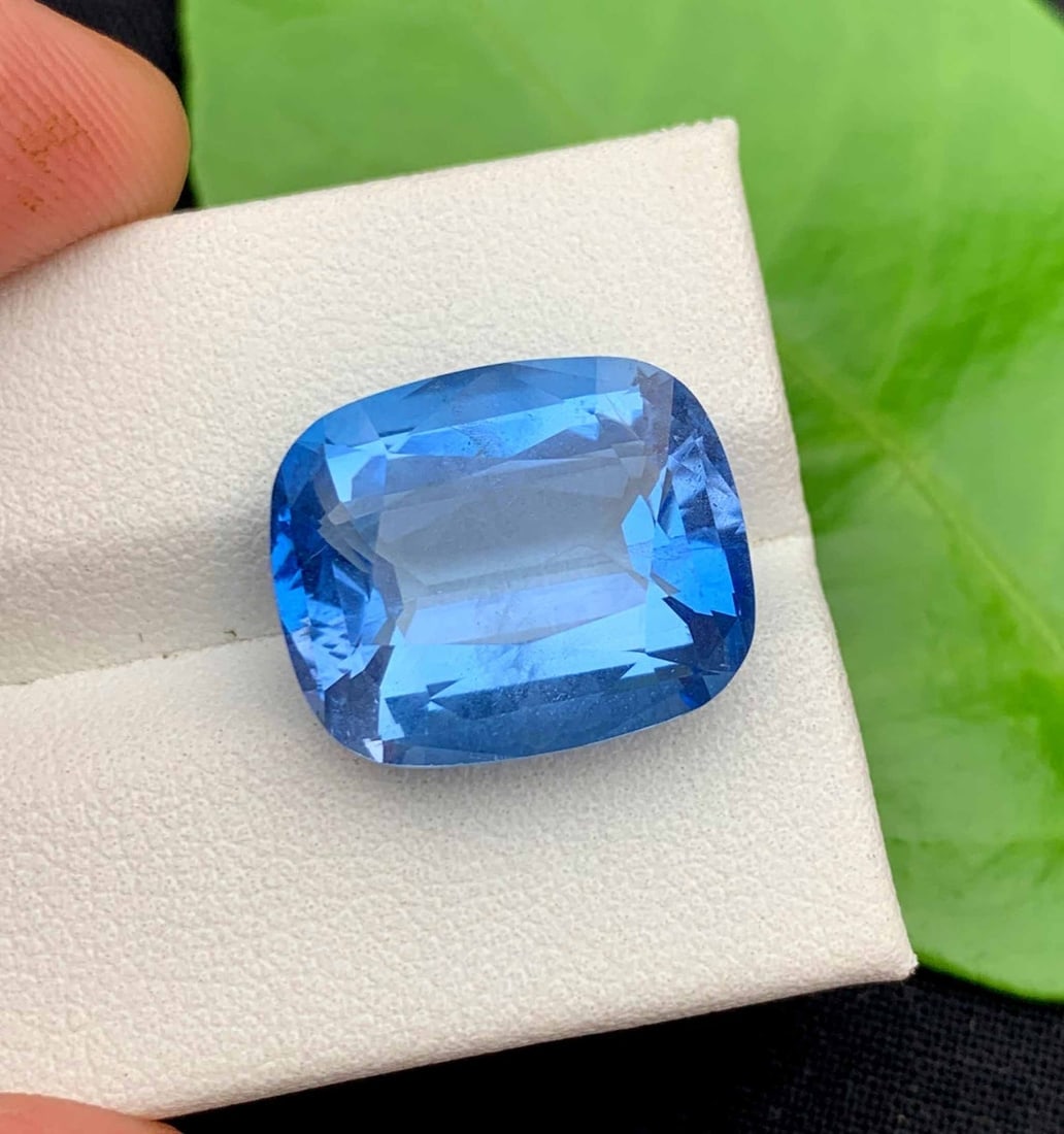 Santa Maria Aquamarine Gemstone: 13.15 Carat Emerald Cut Beryl - 6