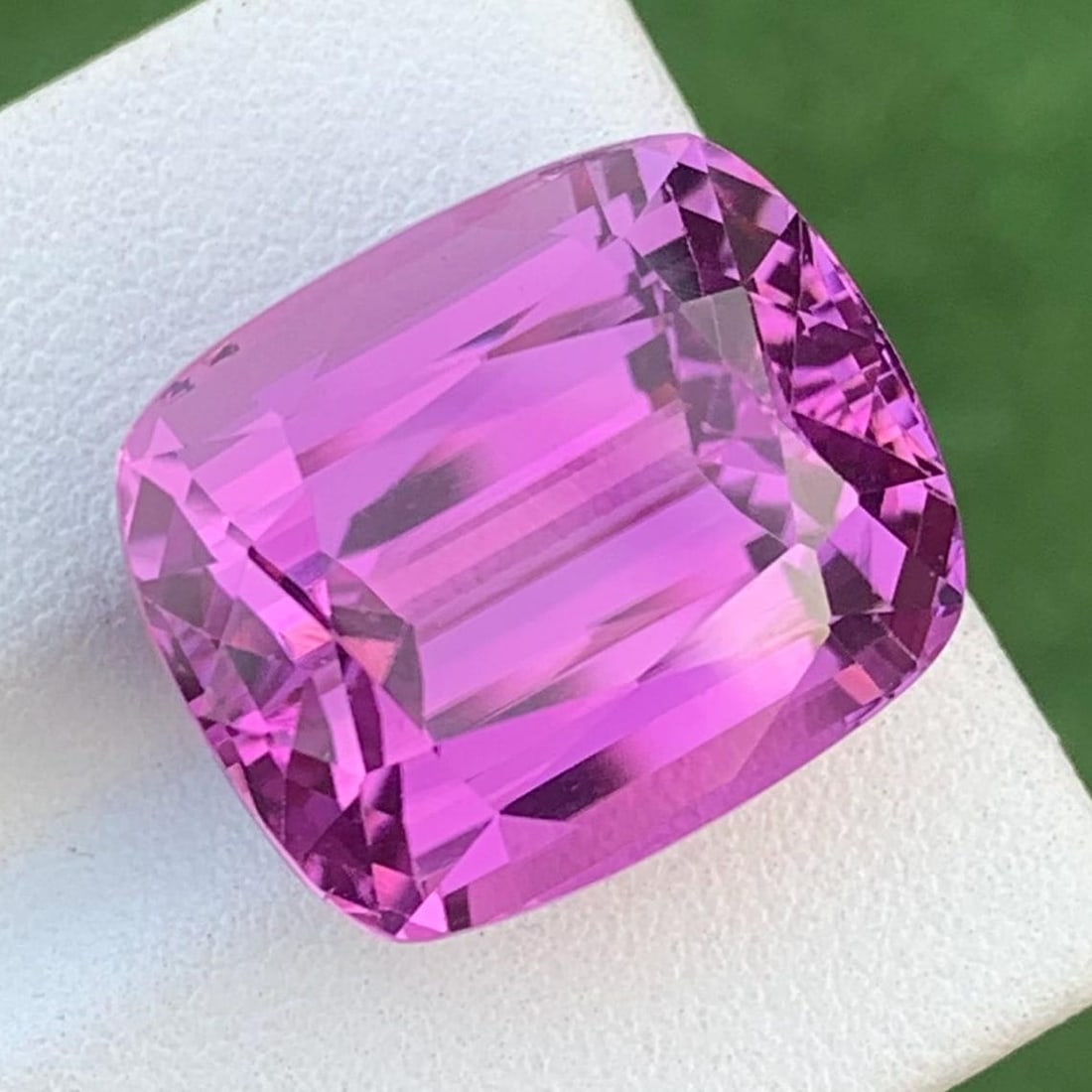 Purplish Pink Kunzite Gemstone, 29.92 Carat Cushion Cut: Title: Purplish Pink Kunzite Gemstone, 29.92 Carat Cushion Cut Description: Supplies for making crafts Materials: Gemstone: Kunzite Carat weight: 29 Discover the captivating beauty of our Purplish Pin