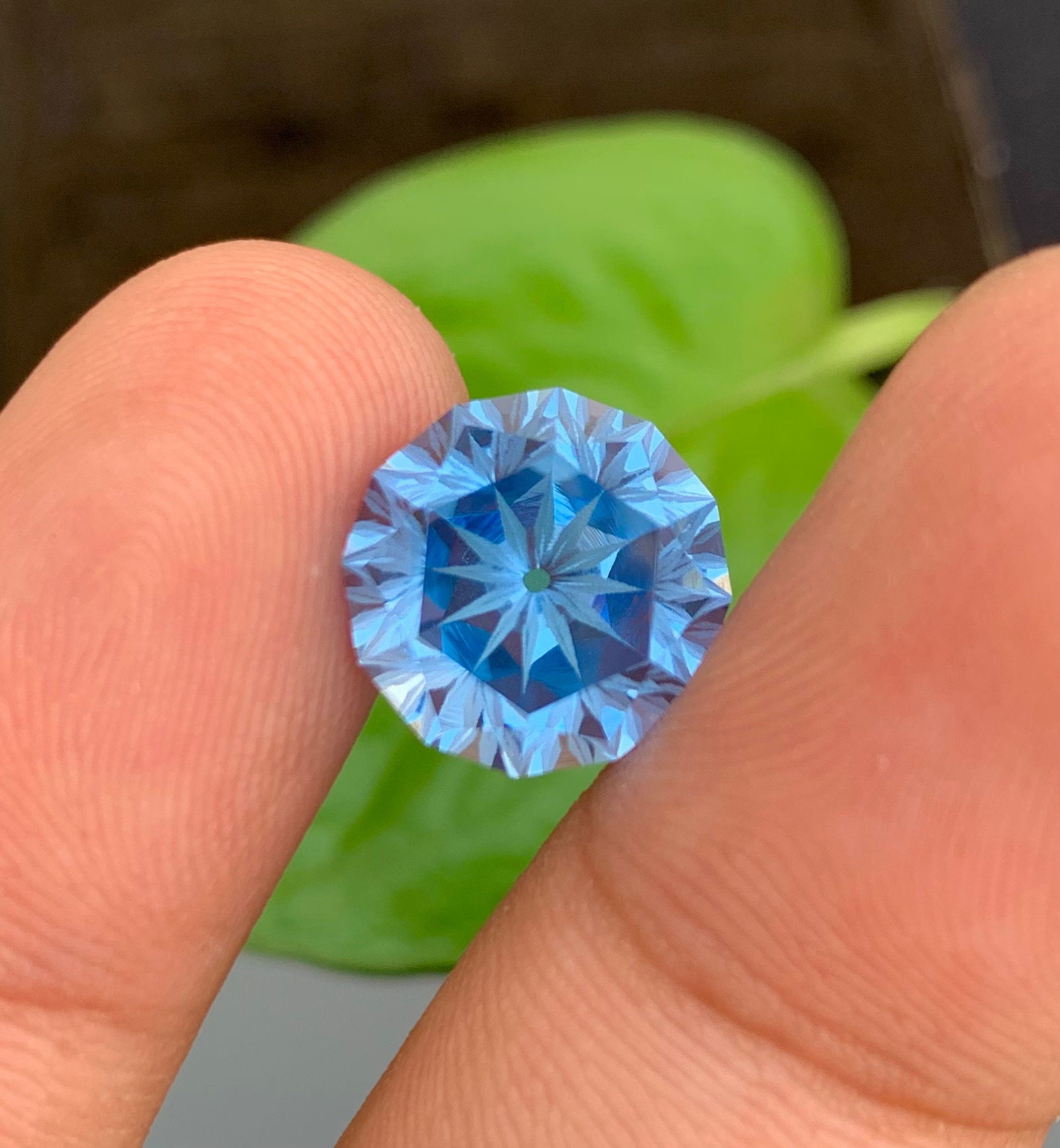 Swiss Blue Topaz Gemstone: 10.80 Carat Flower Cut Loose Stone - 8