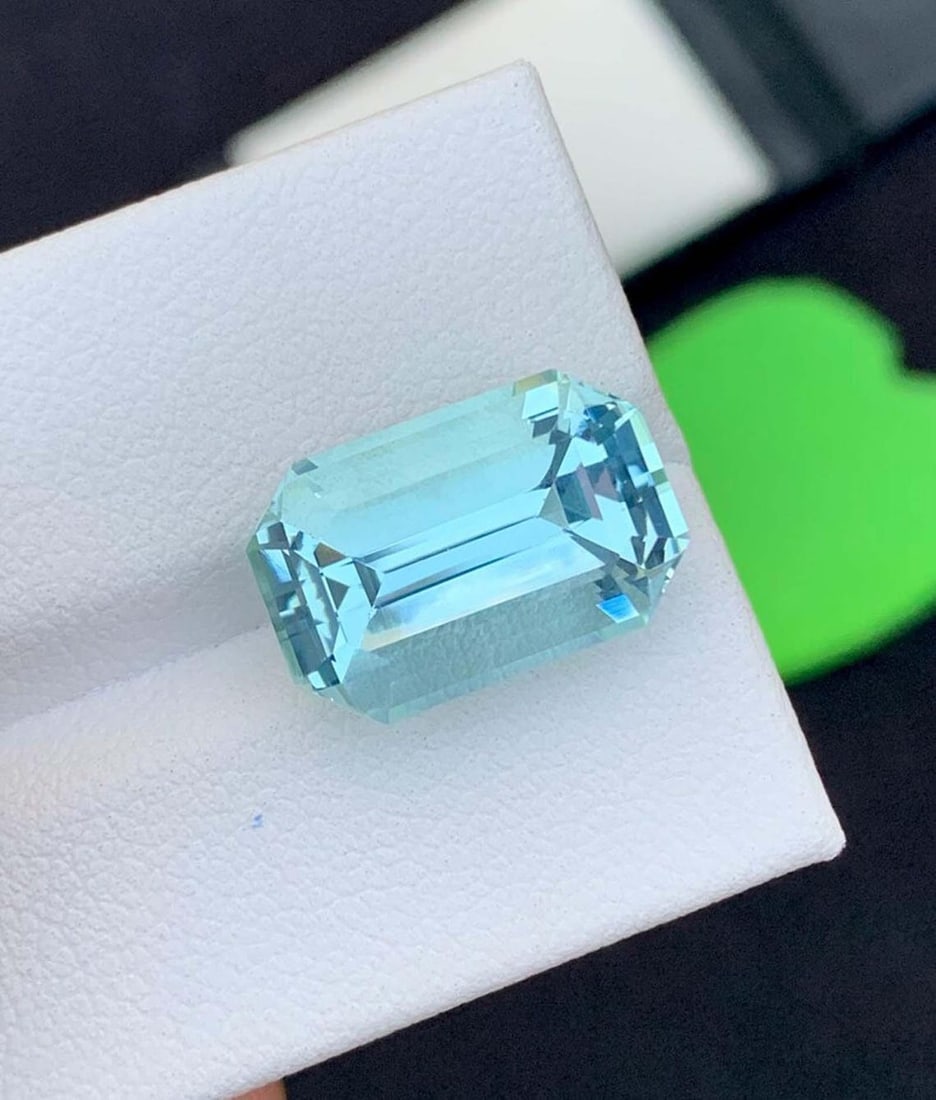 Emerald Cut Aquamarine Gemstone: 8.20 Carats, March Birthstone - 3