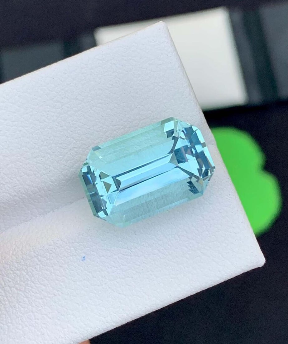 Emerald Cut Aquamarine Gemstone: 8.20 Carats, March Birthstone - 5