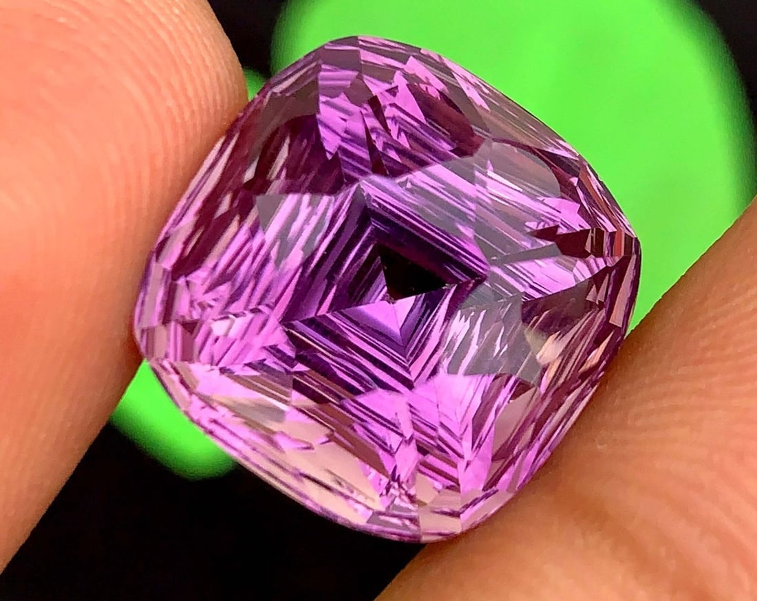 Natural Amethyst Gemstone: Exquisite Fancy Cut, February Birthstone (23.60 Carats): Title: Natural Amethyst Gemstone: Exquisite Fancy Cut, February Birthstone (23.60 Carats)Description: Supplies for making crafts Materials: Gemstone: Amethyst Carat weight: 23.60