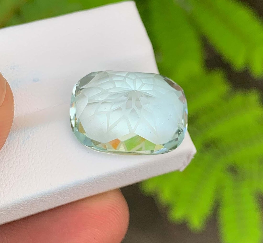 Natural Aquamarine Gemstone: 24.18 Carat Fancy Flower Cut, Pakistan Origin - 7