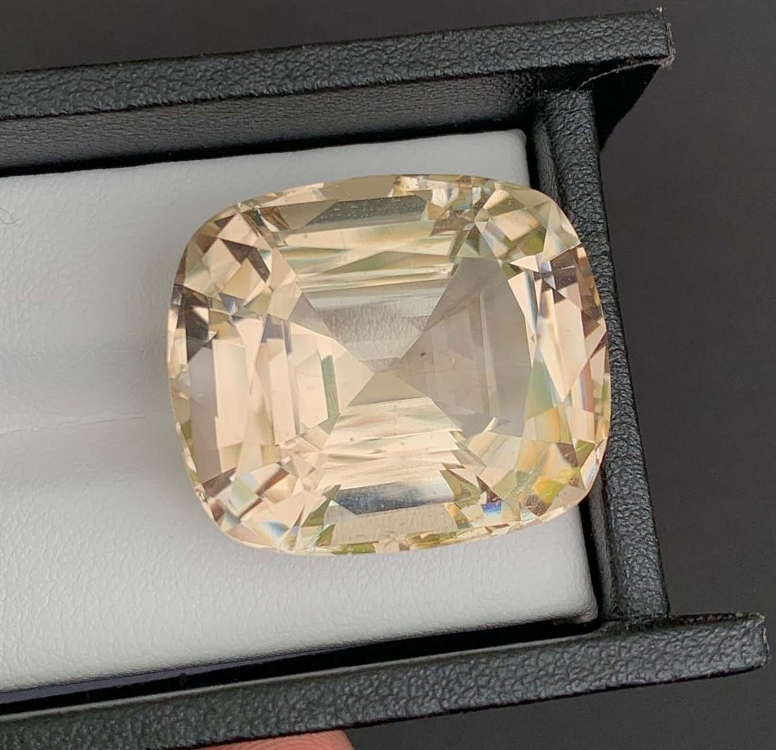 Natural Imperial Topaz Gemstone: Golden Cushion Cut, 75.60 Carats - 7