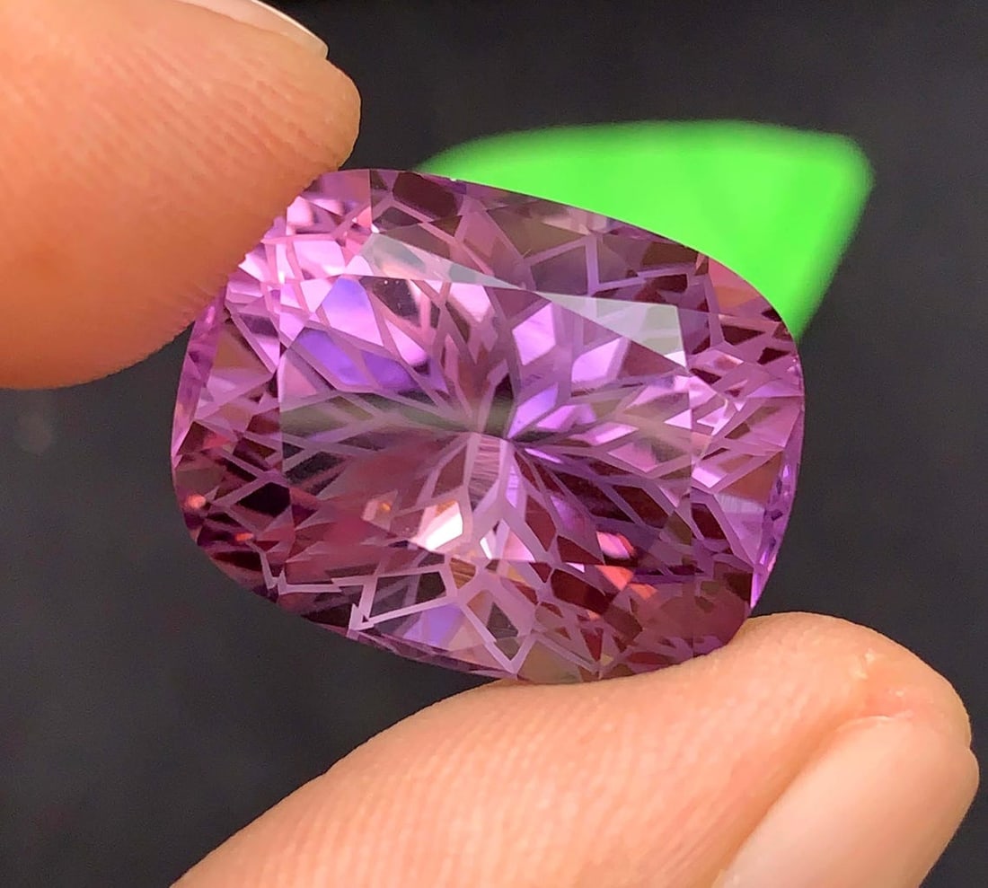 Natural Amethyst Gemstone: Precision Flower Cut, 34.57 Carats - 6