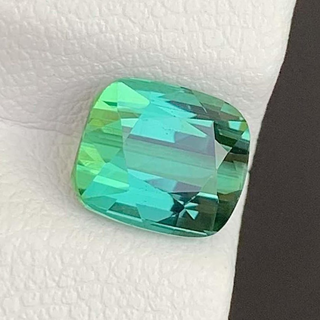 Blue Green Tourmaline Gemstone: Natural October Birthstone, Africa (2.36 CT): Title: Blue Green Tourmaline Gemstone: Natural October Birthstone, Africa (2.36 CT) Description: Supplies for making crafts Materials: Gemstone: Tourmaline Blue Green T