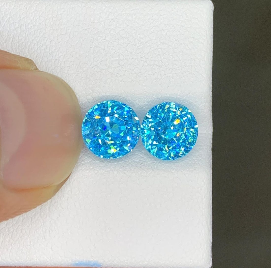 Cambodian Blue Zircon Pair Gemstone : Round Cut - 4