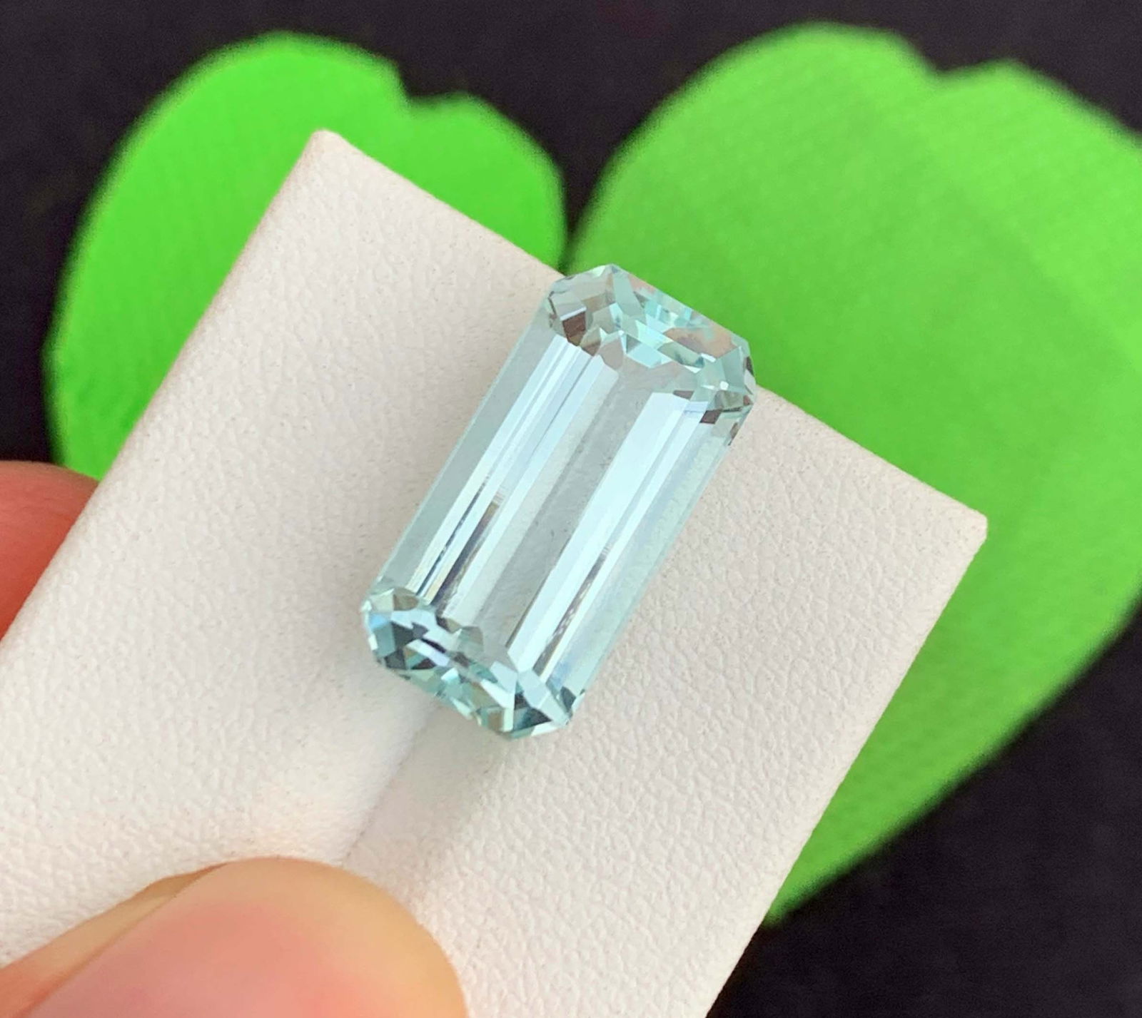 Natural Aquamarine Gemstone: 11.75 Carat Emerald Cut, Pakistan Origin - 7