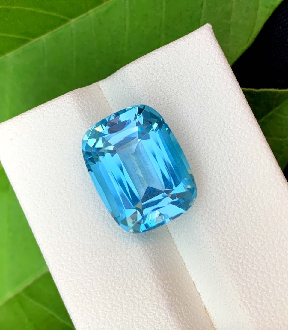 Natural Swiss Blue Topaz Gemstone: 12.95 Carat Cushion Cut - 4