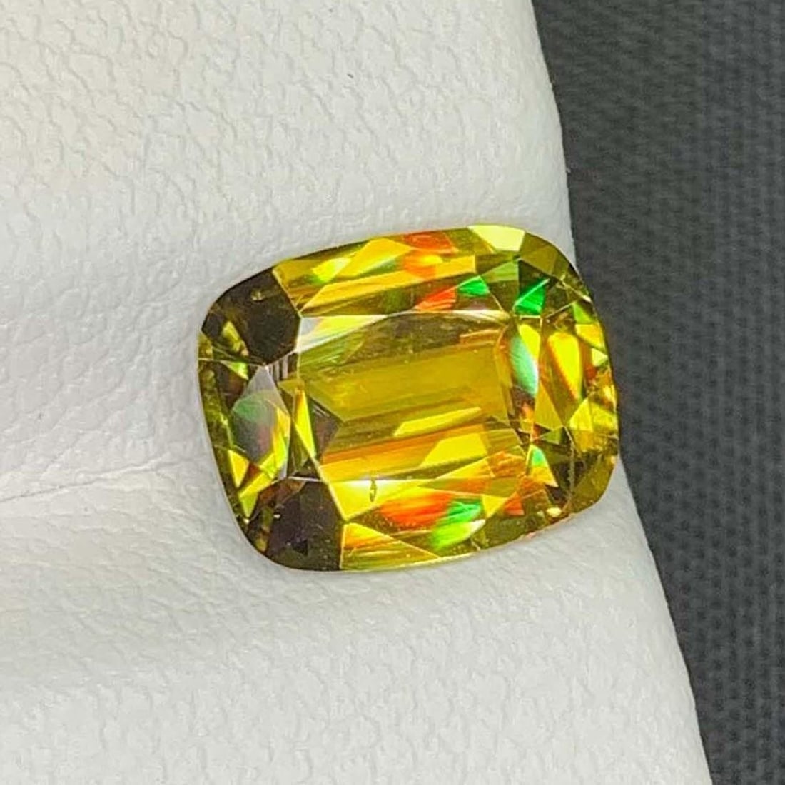 AIG Certified Lustrous Sphene Gemstone: Yellow/Green Cushion Cut, 2.76 Carat: Title: AIG Certified Lustrous Sphene Gemstone: Yellow/Green Cushion Cut, 2.76 Carat Description: Supplies for making crafts Materials: Gemstone: Sphene Natural Sphene T